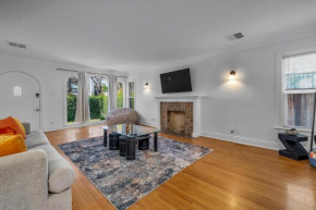 Luxury Two Story 2-Bedroom & Office Near West Hollywood
